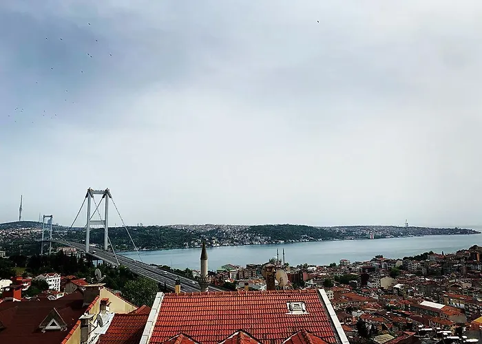 מלון Class Bosphorus With Jacuzzi 2*