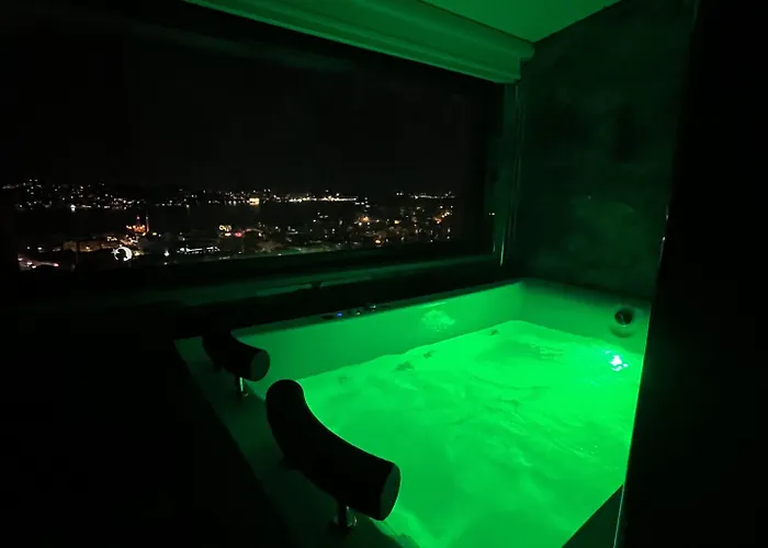 Class Bosphorus With Jacuzzi 2*