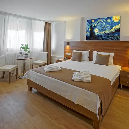Class Bosphorus With Jacuzzi 3*