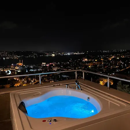 Class Bosphorus With Jacuzzi Hotell