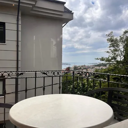 Class Bosphorus With Jacuzzi Szálloda 3*