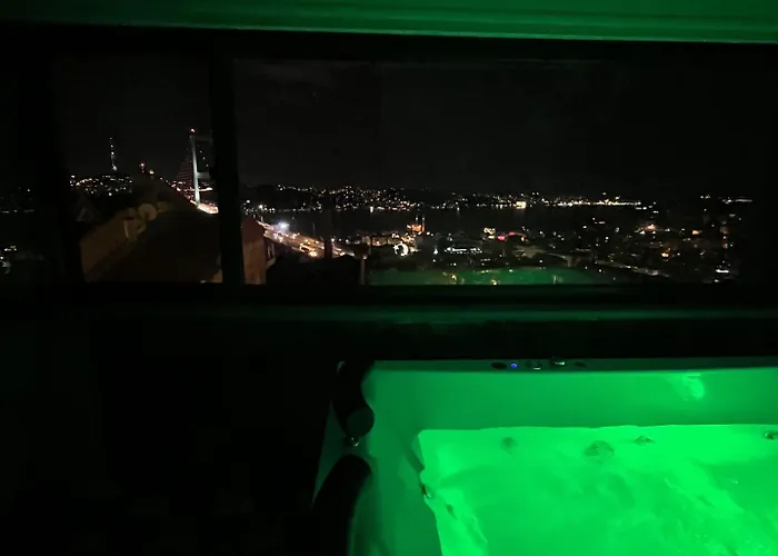 Class Bosphorus With Jacuzzi اسطنبول